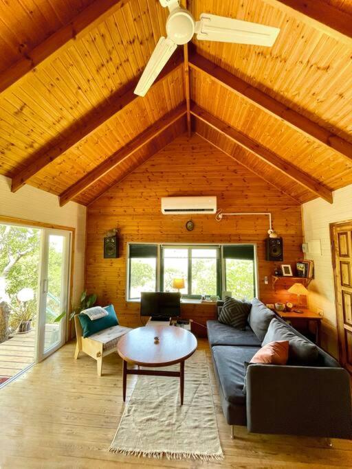 Solara Cabin Amirim Εξωτερικό φωτογραφία