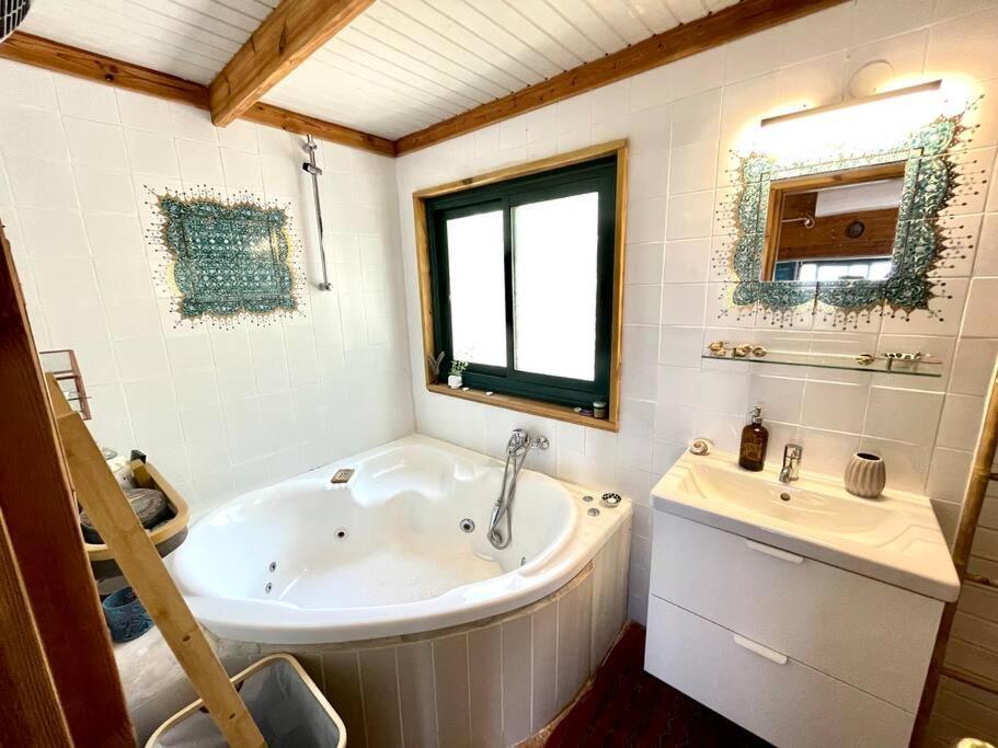 Solara Cabin Amirim Εξωτερικό φωτογραφία