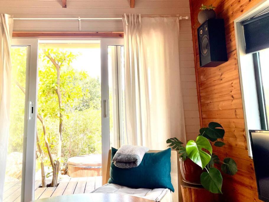 Solara Cabin Amirim Εξωτερικό φωτογραφία